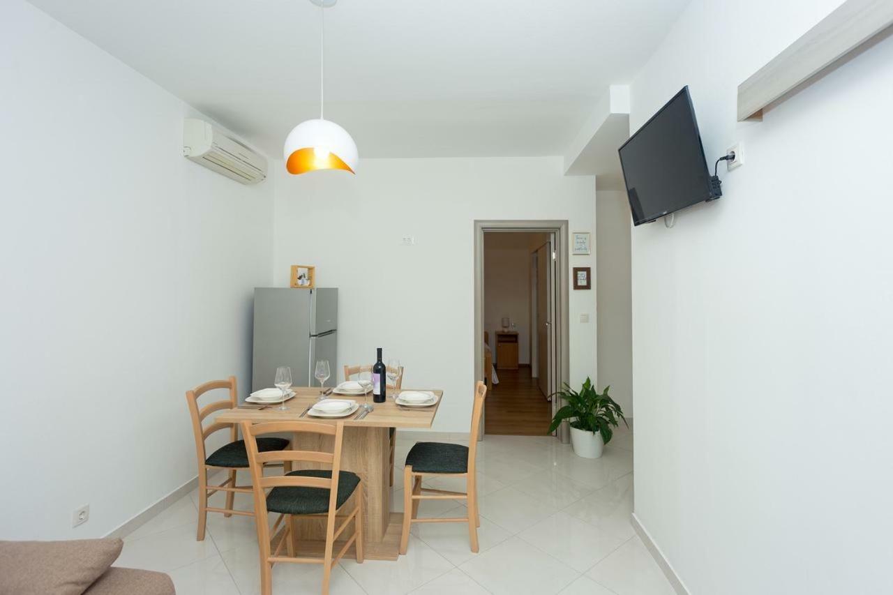 Apartments Balic Ivan Dolac Esterno foto